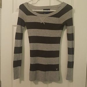 American eagle long sleeve sweater